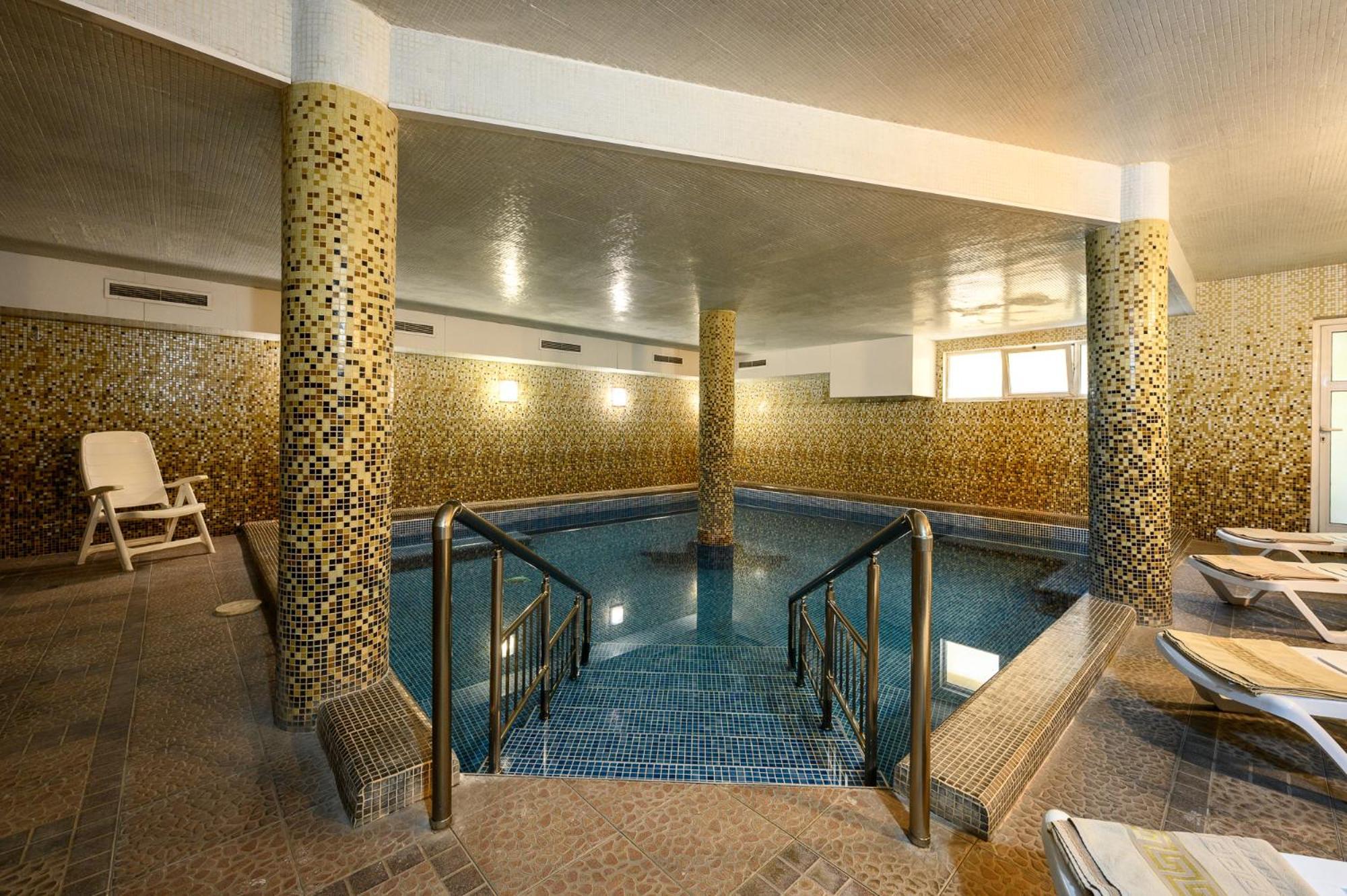 Spa Hotel Holiday Velingrad Bagian luar foto