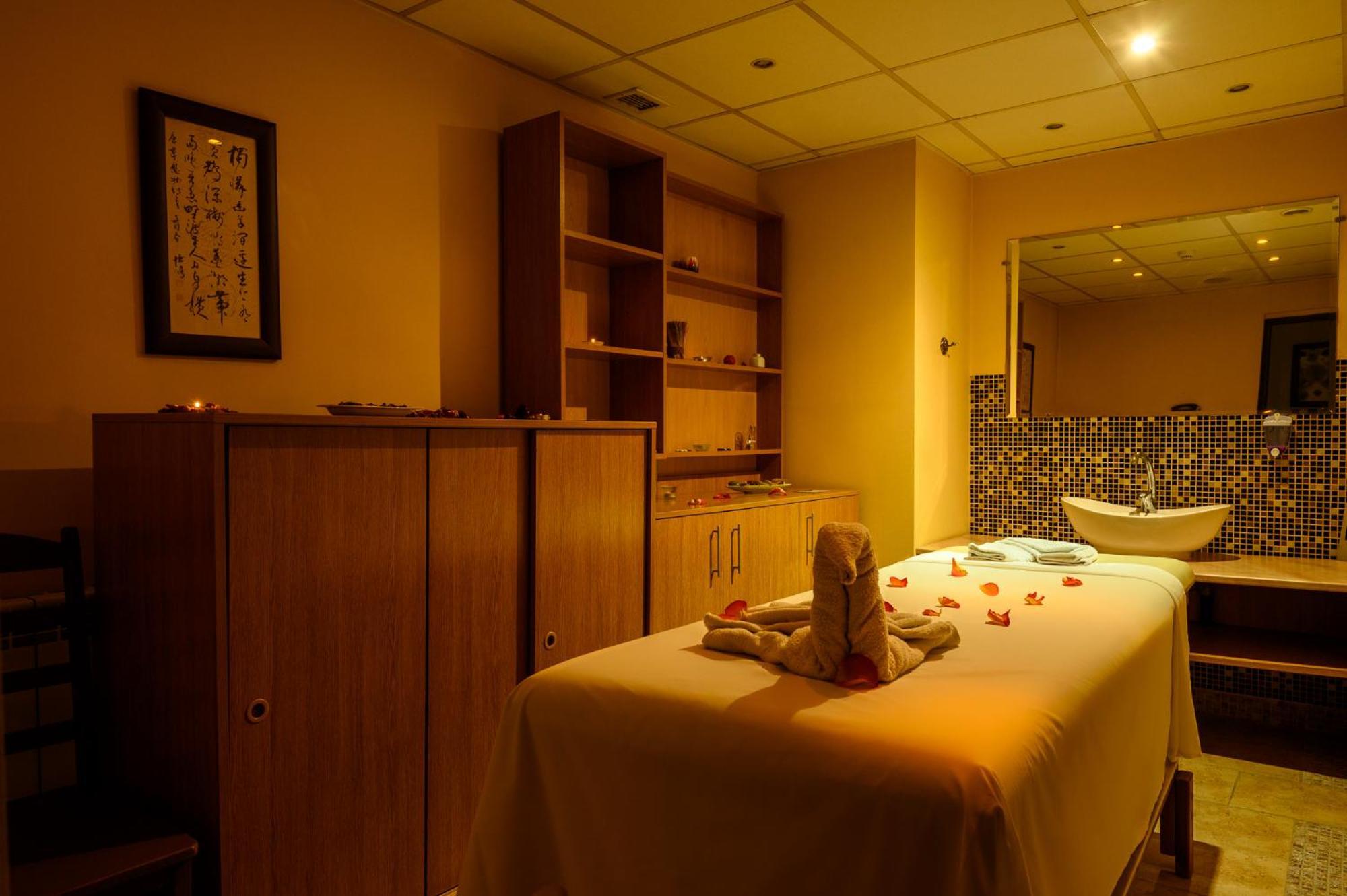 Spa Hotel Holiday Velingrad Bagian luar foto