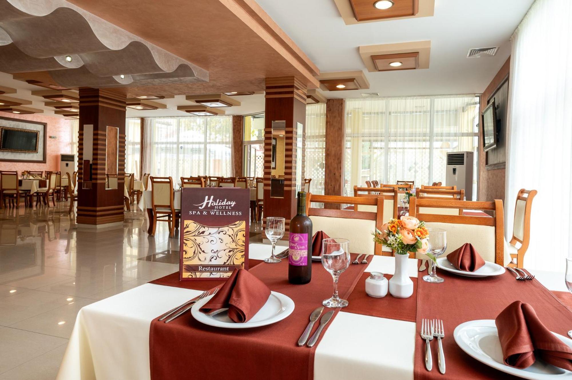 Spa Hotel Holiday Velingrad Bagian luar foto